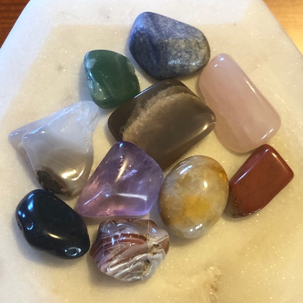 Bundle of gemstones
